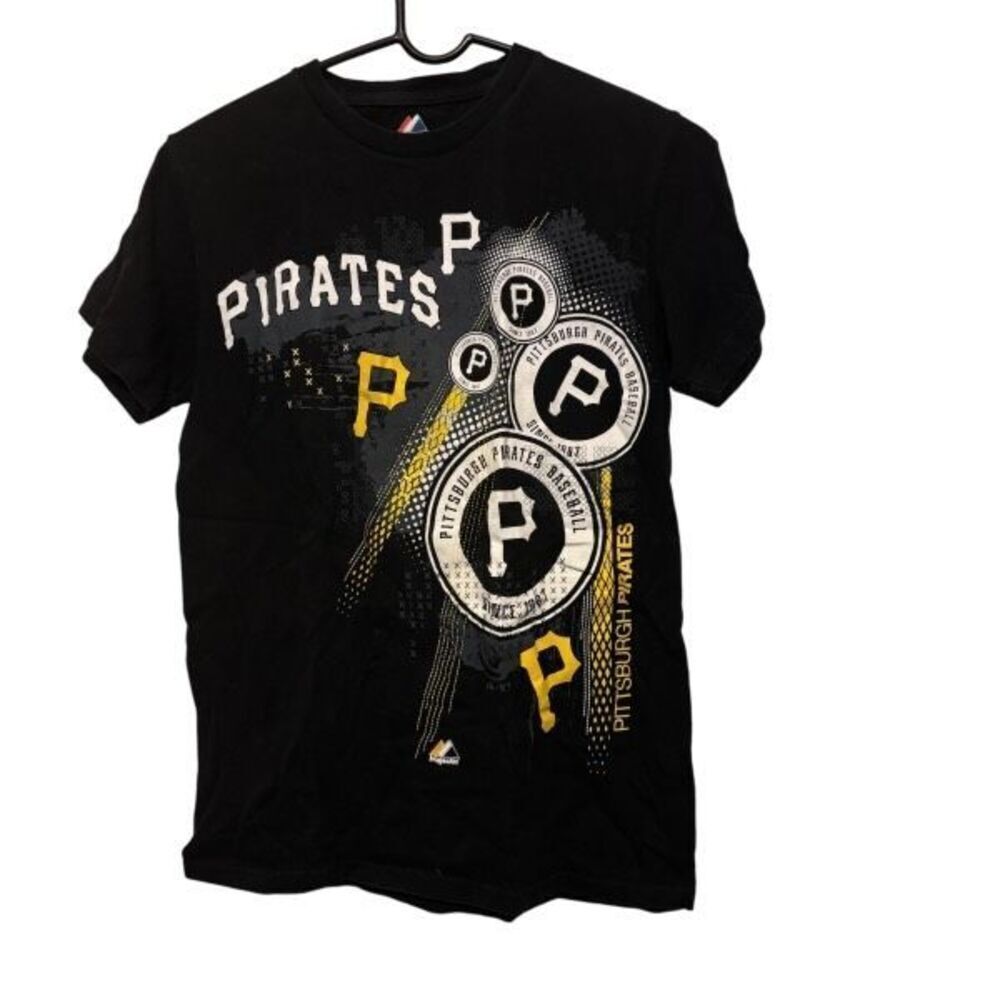 PITTSBURGH PIRATES SIZE SMALL T-SHIRT